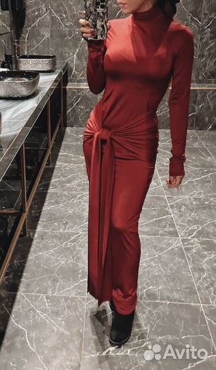 Эффектное макси платье