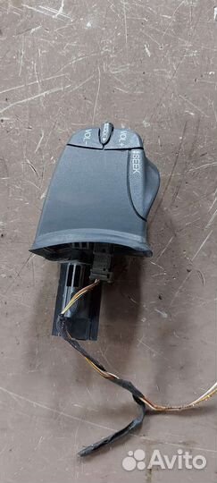 Кнопки управления магнитолой Ford Fiesta