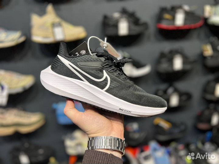 Кроссовки Nike pegasus 40-41 размер