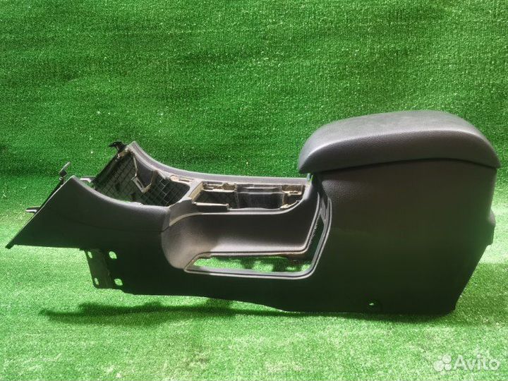 Подлокотник Ford Mondeo 4 рестайлинг 1.6 2011