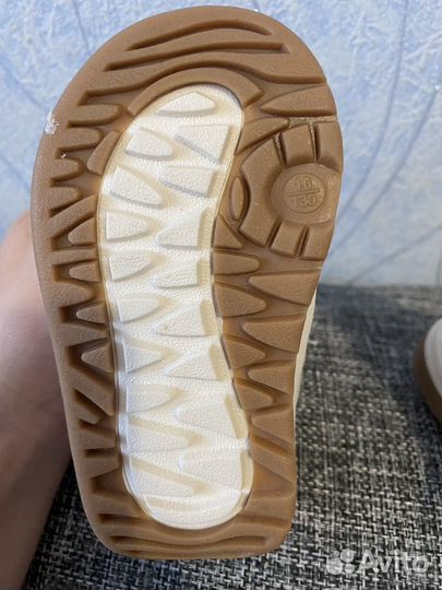 Ботинки для девочки