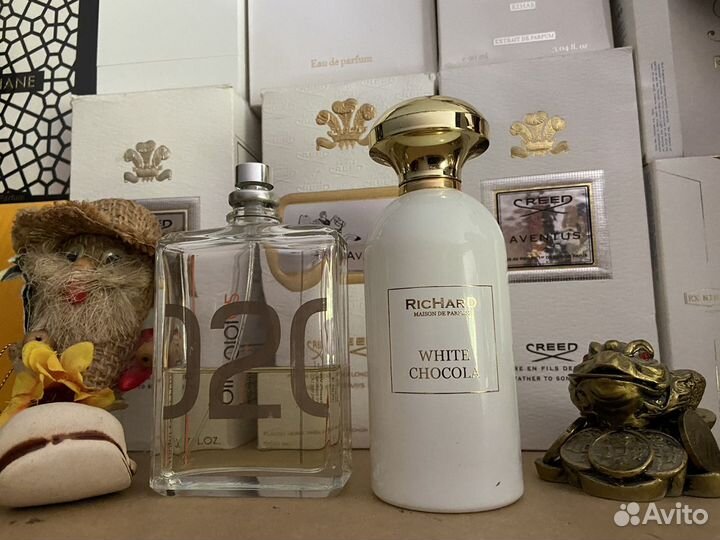 Escentric Molecules 02 Richard While Chocola