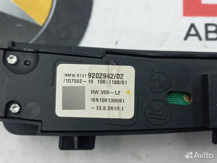 Блок переключателей в центр. консоли Bmw 525I F10