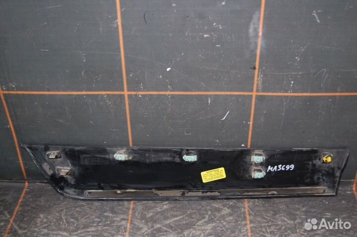 Накладка двери задней левой - Cadillac SRX