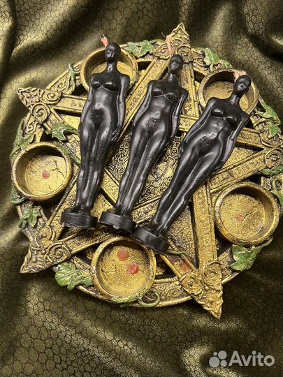 Черные восковые свечи