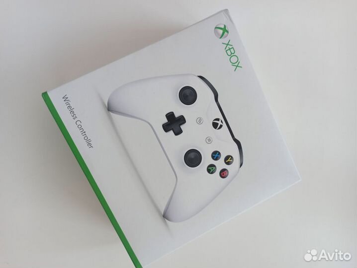 Xbox One S 1tb + новый геймпад