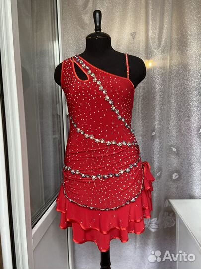 Платье для танцев