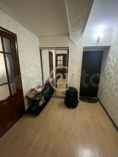 3-к. квартира, 72 м², 3/5 эт.