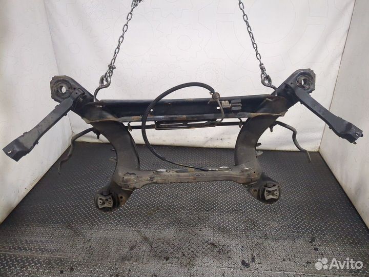 Стабилизатор подвески Mercedes E W212, 2010