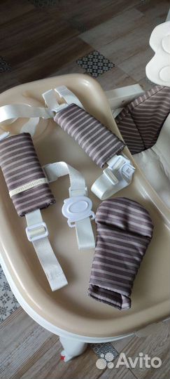 Стульчик для кормления happy baby wingy(brown)