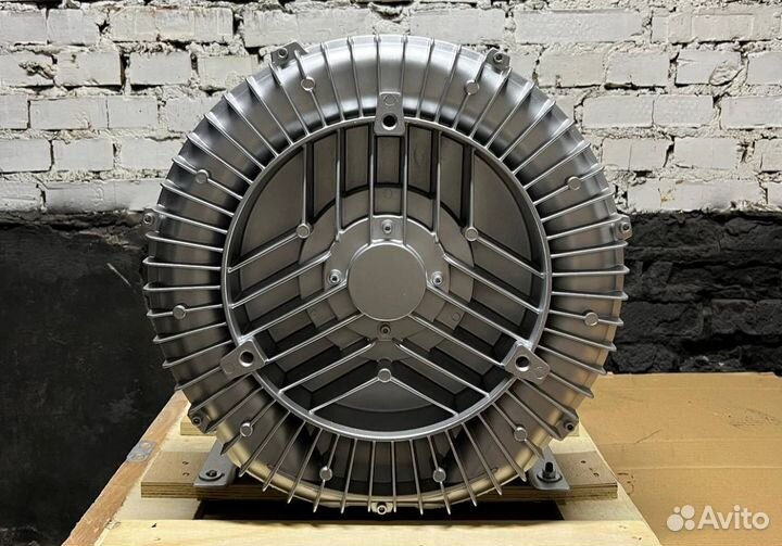 Вихревой вакуумный насос 5.5 кВт воздуходувка