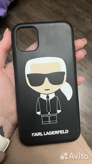 Чехол на iPhone 11