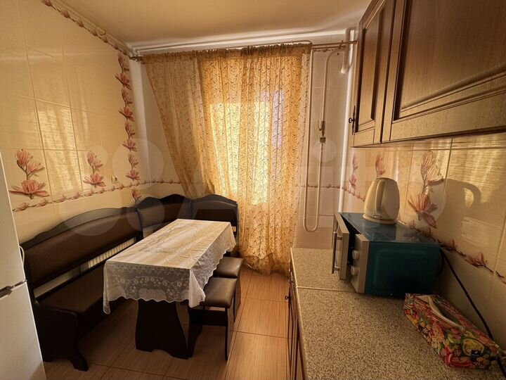 2-к. квартира, 50 м², 2/4 эт.