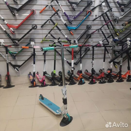 Трюковой самокат Hipe