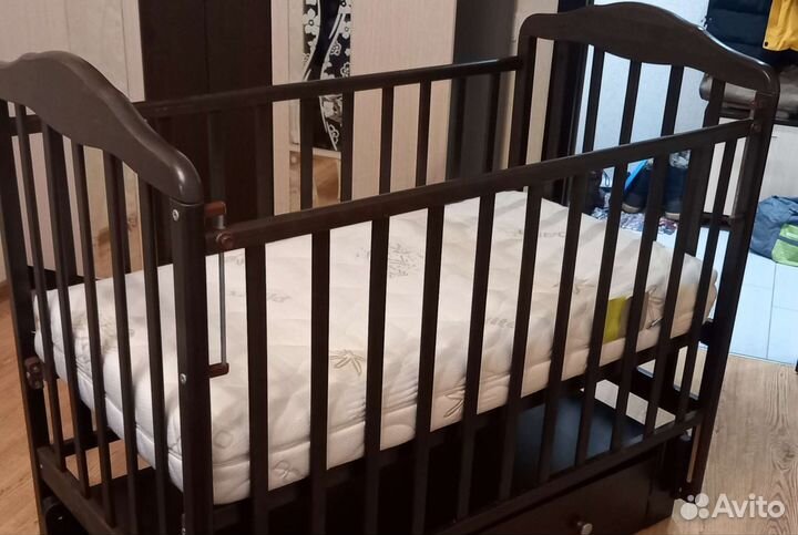 Детская кровать 120 на 60 с матрасом