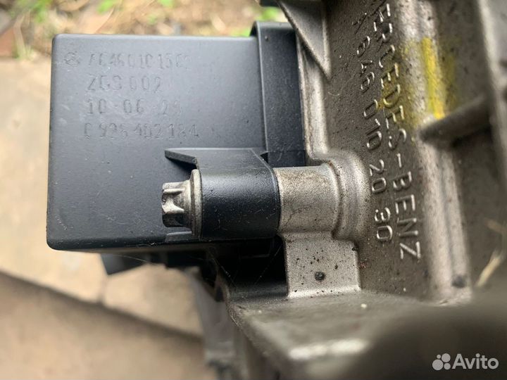 Крышка клапанная Mercedes 906 2.2CDi