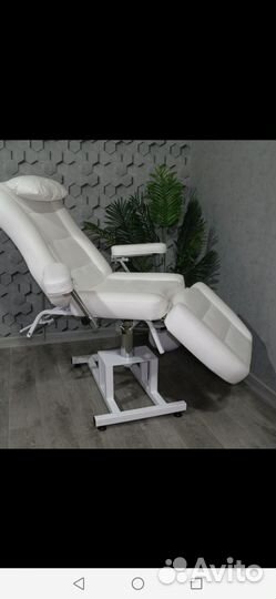 Кушетка для наращивания ресниц