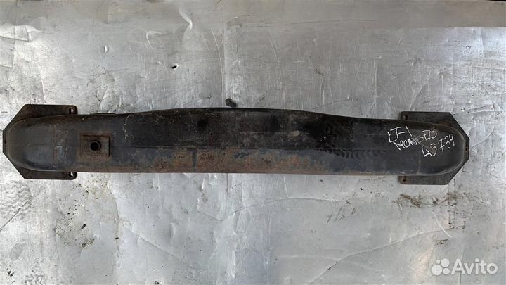 Усилитель переднего бампера от Ford Mondeo III 20