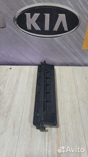 Крышка заглушка салонного фильтра Kia RIO 3