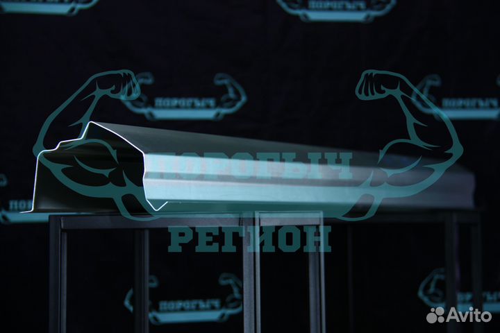 Кузовной порог Opel Astra J