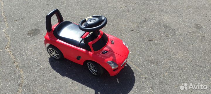 Машинка каталка mercedes