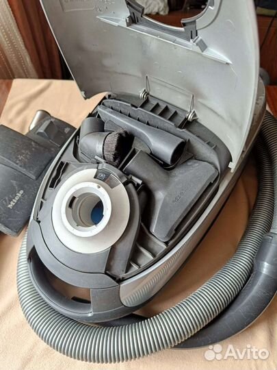 Пылесос miele