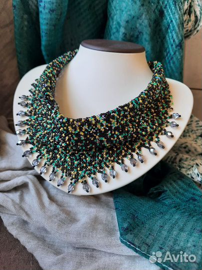 Колье косынка на шею из бисера