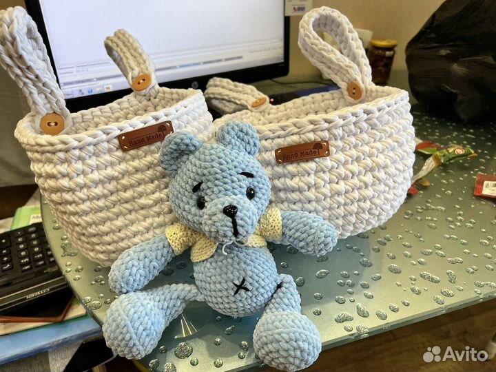 Корзина вязаная