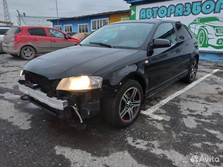 Механизм регулировки ремня безопасности Audi A3 8E