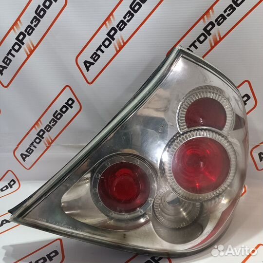 Фонарь задний правый Toyota Camry седан 2AZ-FE