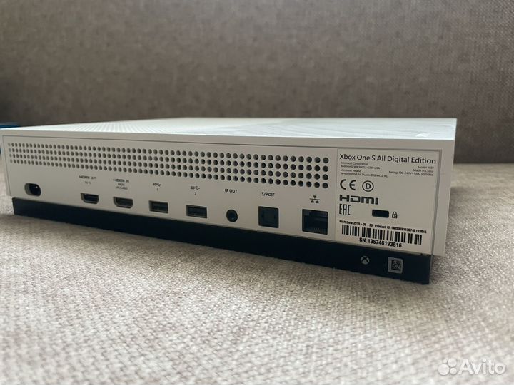 Xbox one s all digital edition 1tb
