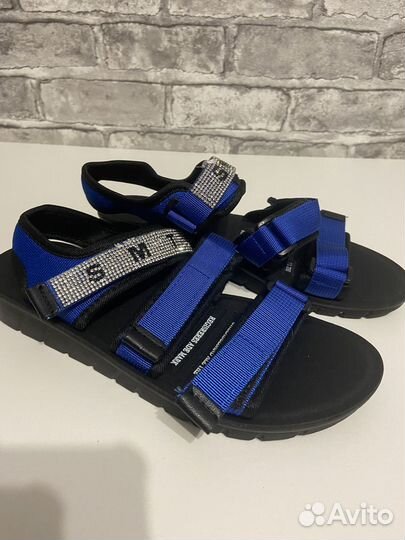 Новые босоножки 40