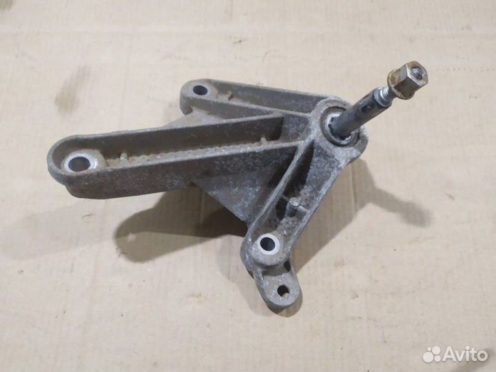 Опора двигателя Nissan Almera G15 K4M 2013