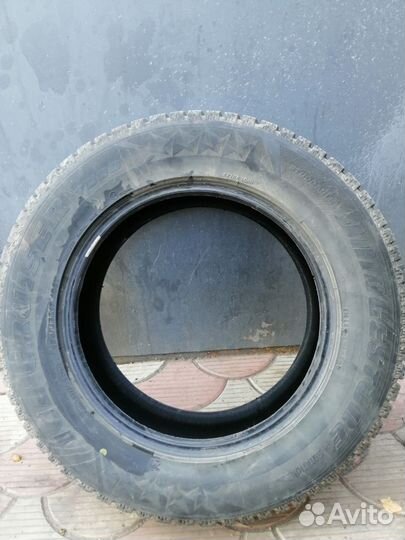 Bridgestone Ice Cruiser 7000 235/65 R17 108T