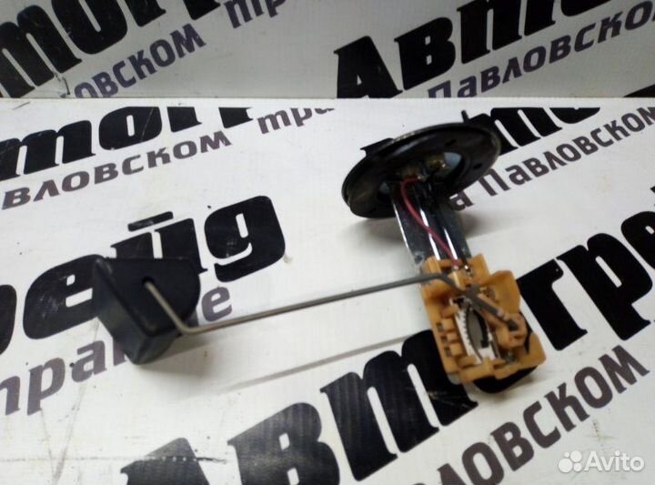 Датчик уровня топлива Toyota Ipsum ACM26 2AZ-FE