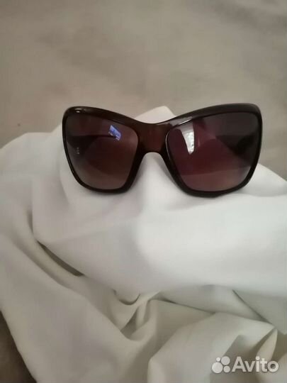 Солнцезащитные очки женские