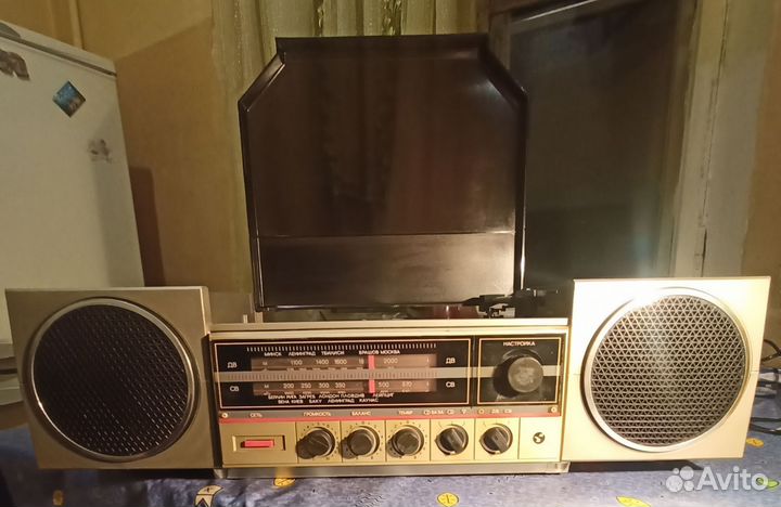 Проигрыватель винила