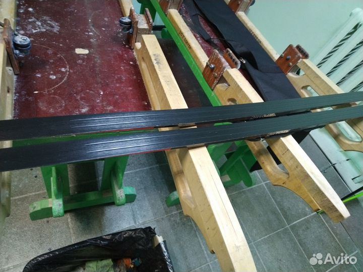 Продам юниорские лыжи