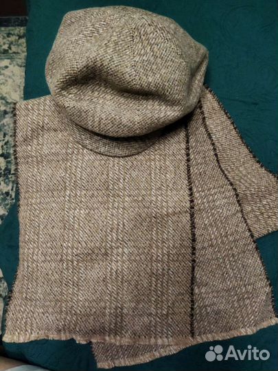 Кепка с шарфом