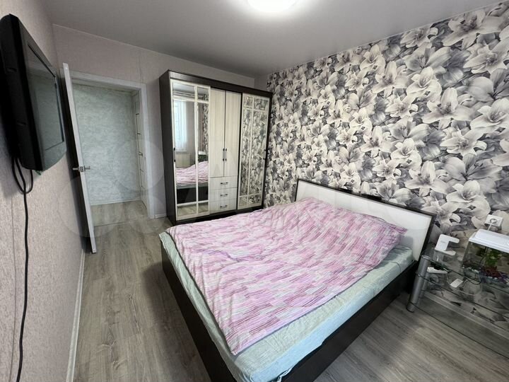 2-к. квартира, 52 м², 4/10 эт.