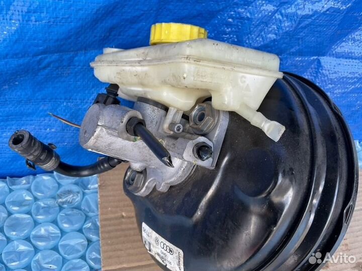 Главный тормозной цилиндр Audi S6 C6 BXA / 5.2L