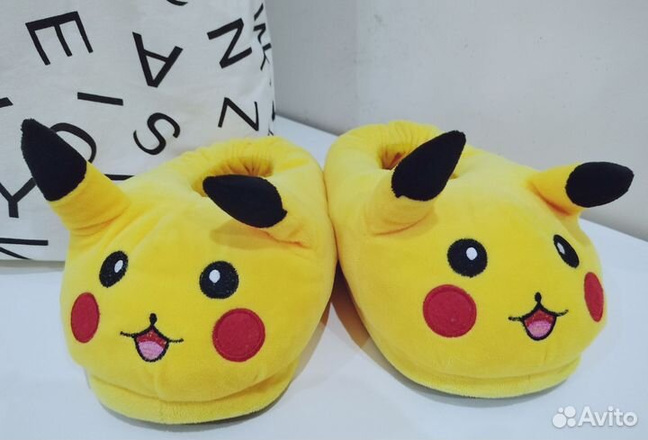 Кигуруми (пижама) и тапочки пикачу