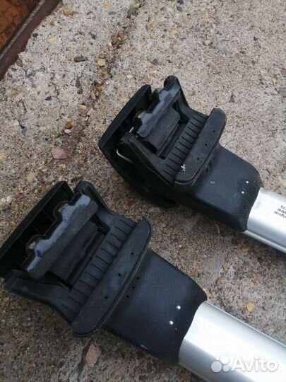 Поперечины на рейлинги BMW