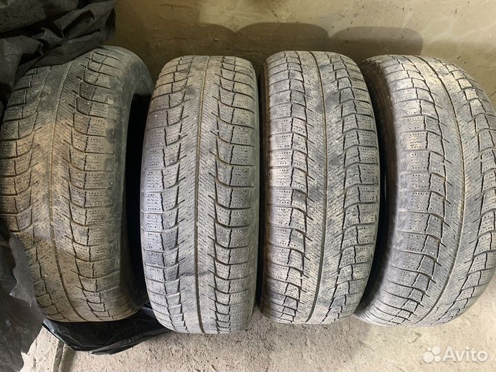 Michelin Latitude X-Ice 2 65 R15