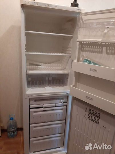 Продаётся холодильник stinol 102