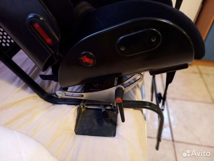 Автомобильное инвалидной специальное кресло R-82