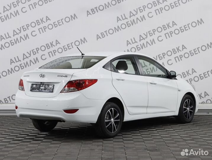 Hyundai Solaris 1.6 AT, 2013, 123 150 км