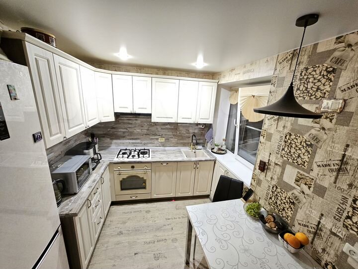 2-к. квартира, 41 м², 3/5 эт.