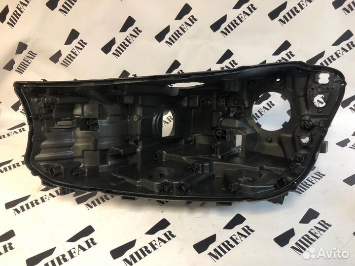 Левый корпус фары BMW 7 series G11 2015-2019 LED