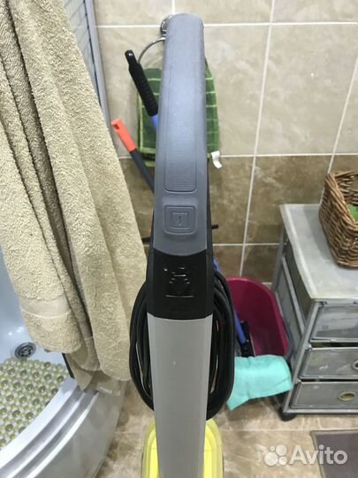 Электрошвабра-полотёр Karcher